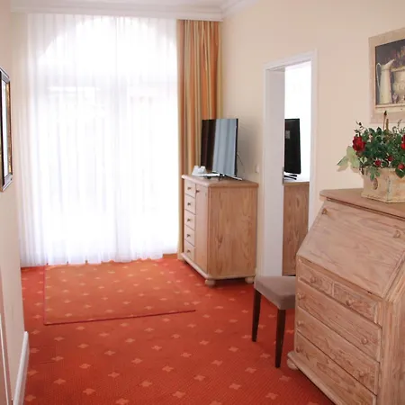 Hotel Romantik Im Roehl 4*